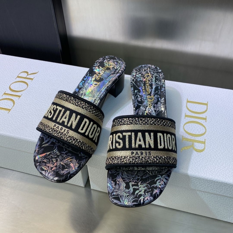 ch**an D*or slippers